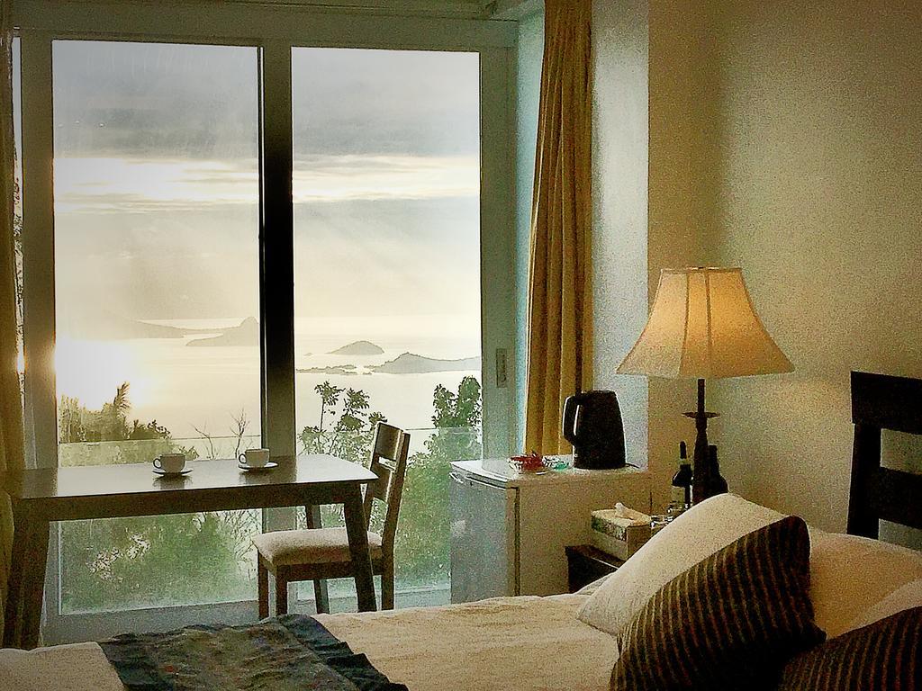 The Carmelence View Bed & Breakfast Tagaytay City Luaran gambar