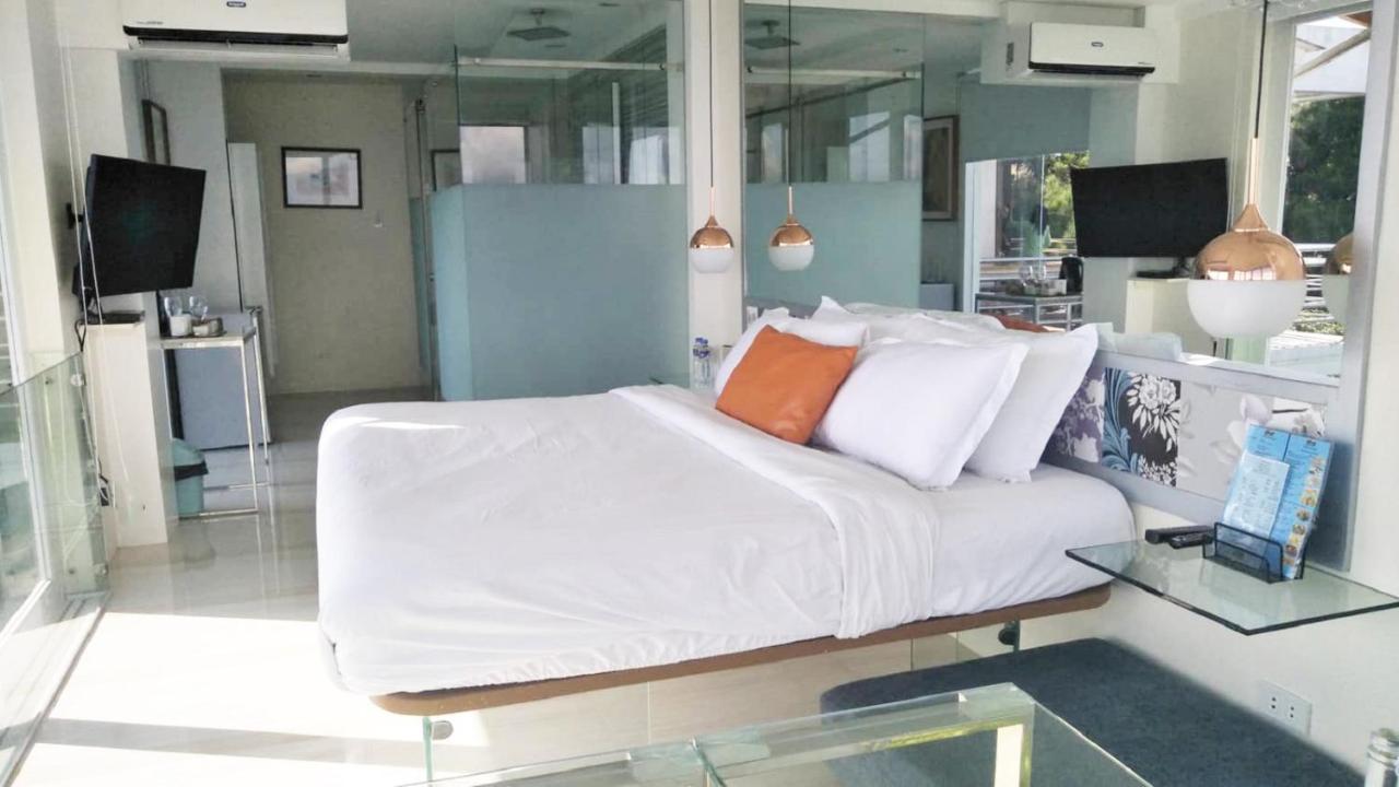 The Carmelence View Bed & Breakfast Tagaytay City Luaran gambar